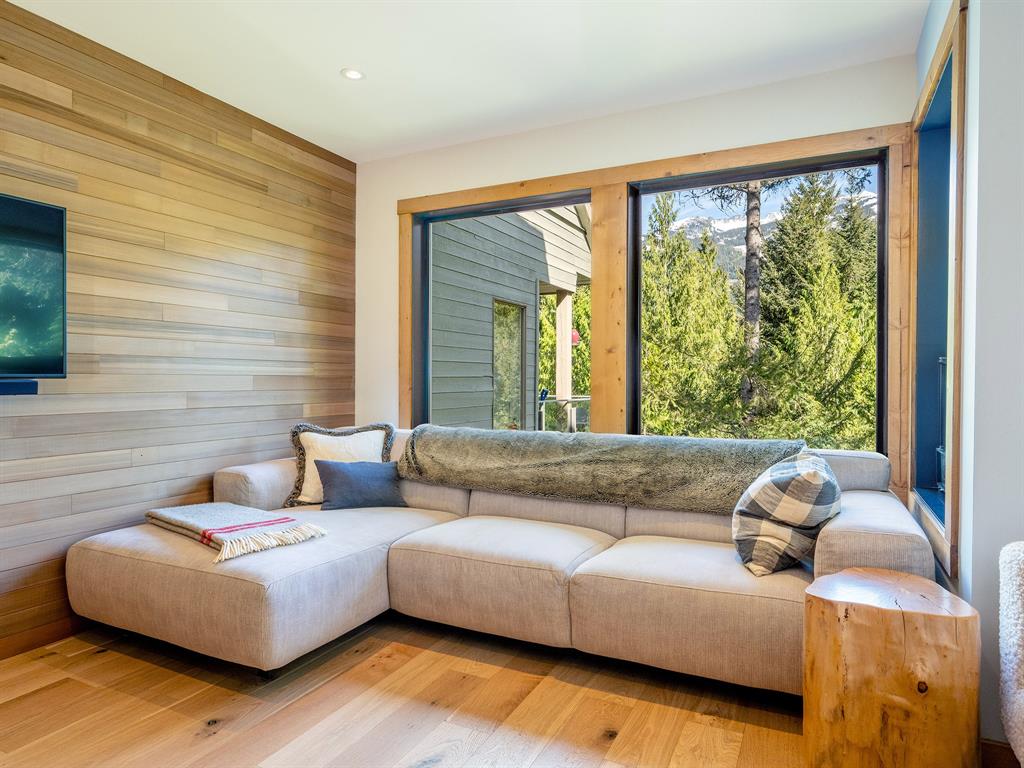 #23 – 6127 Eagle Ridge Crescent