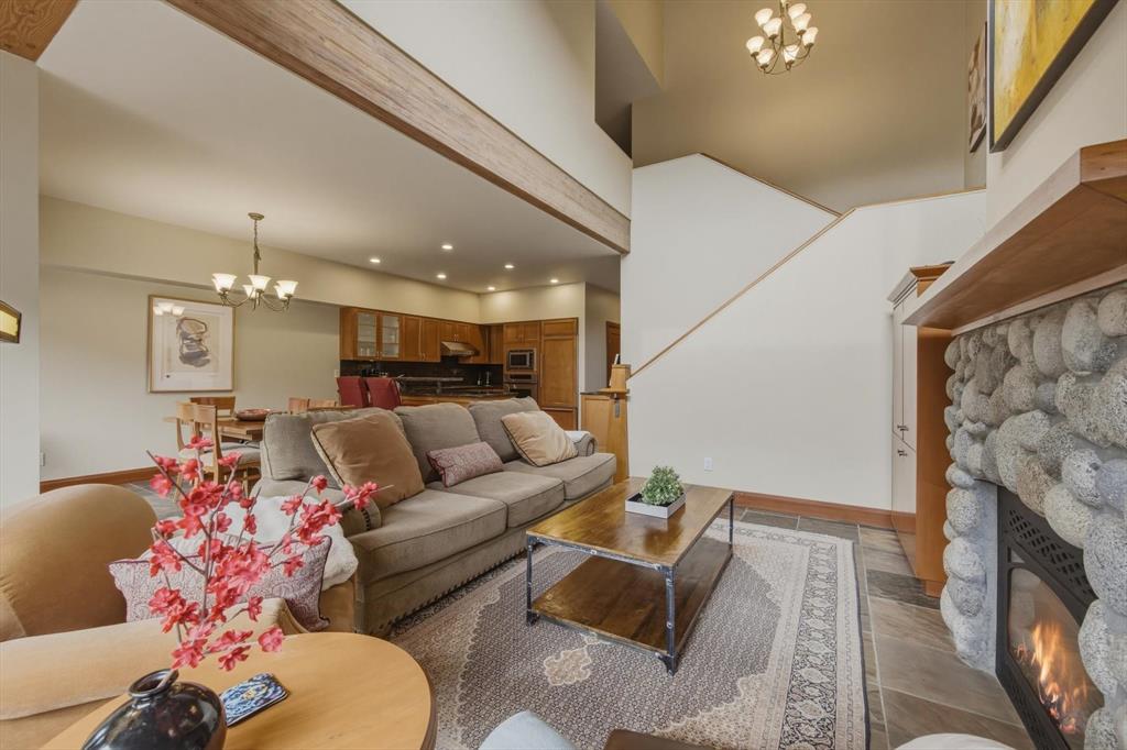 4824 Casabella Crescent