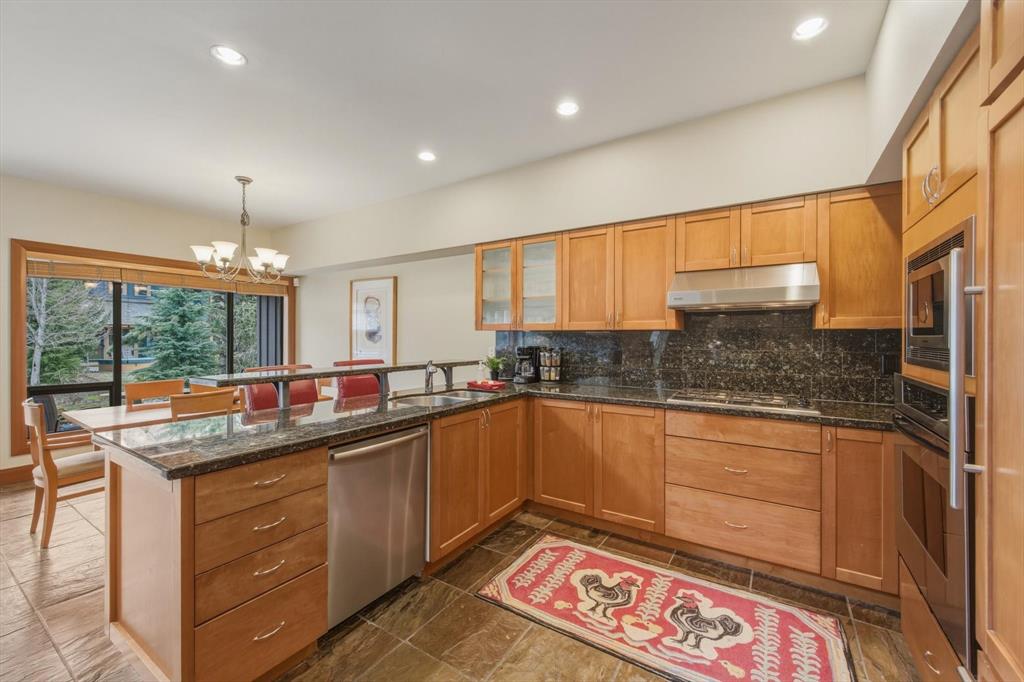 4824 Casabella Crescent