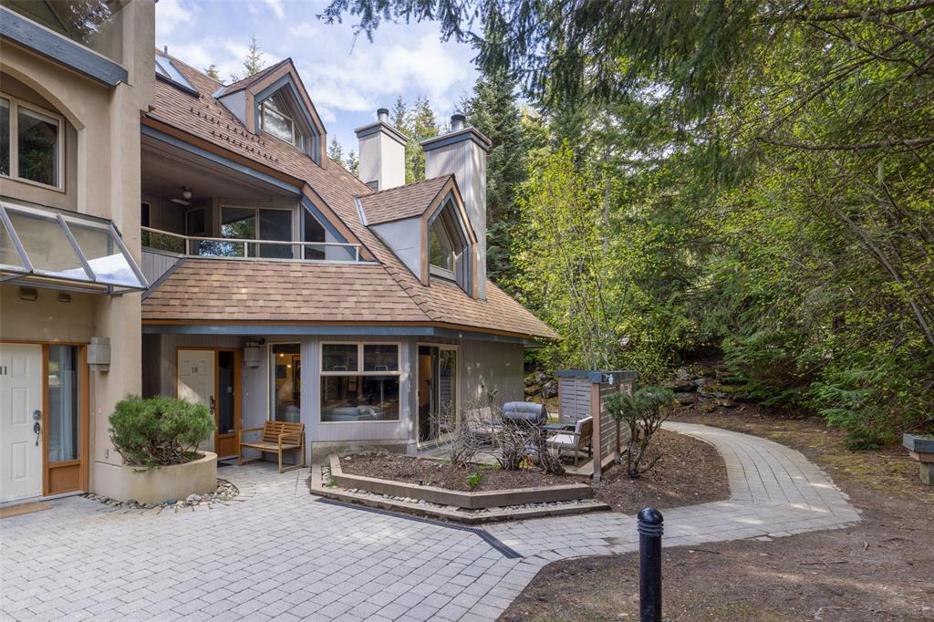 #10 – 4636 Blackcomb Way