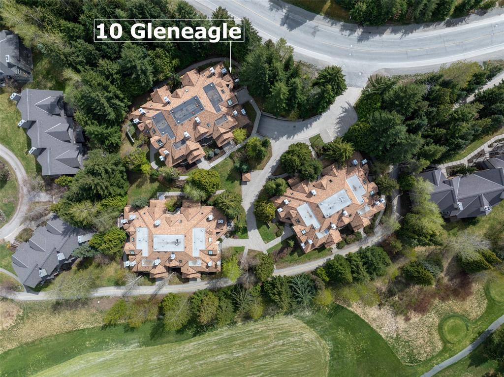 #10 – 4636 Blackcomb Way