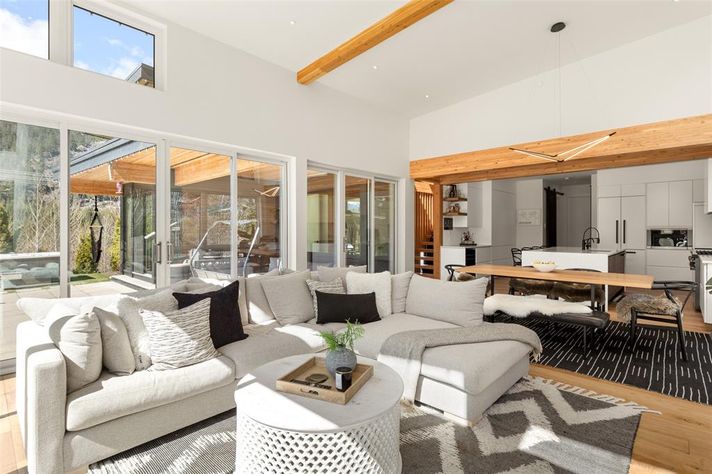 9149 Wedge Creek Rise