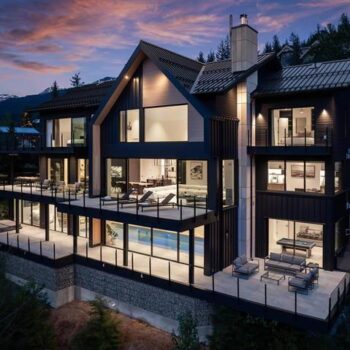 3824 Sunridge Drive