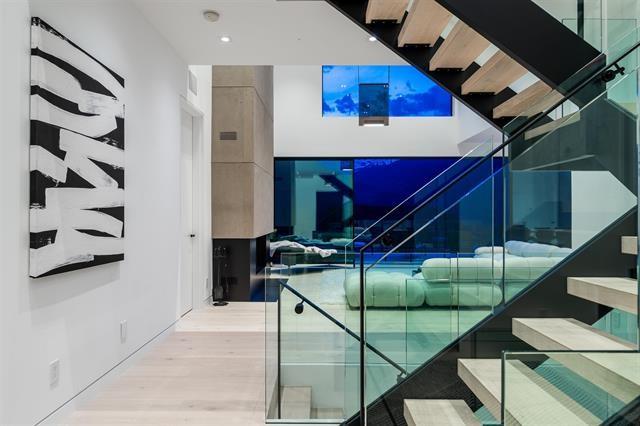 3824 Sunridge Drive