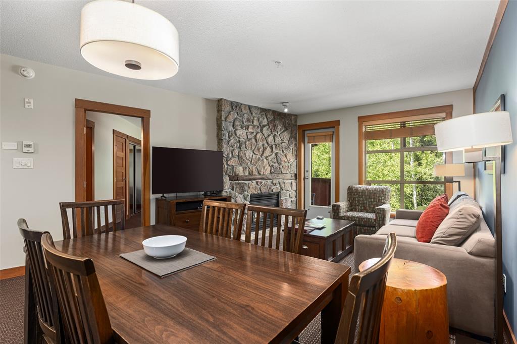 #534C – 2036 London Lane