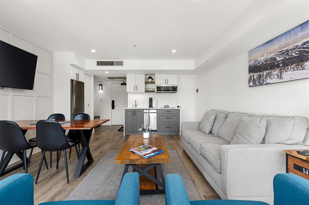 #310 – 4557 Blackcomb Way
