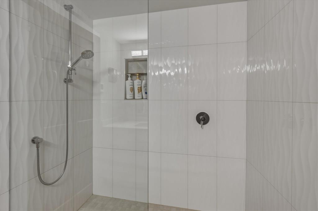 #230 – 3309 Ptarmigan Place