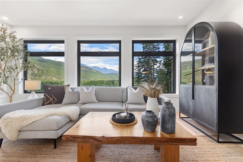 1305 Eagle Drive