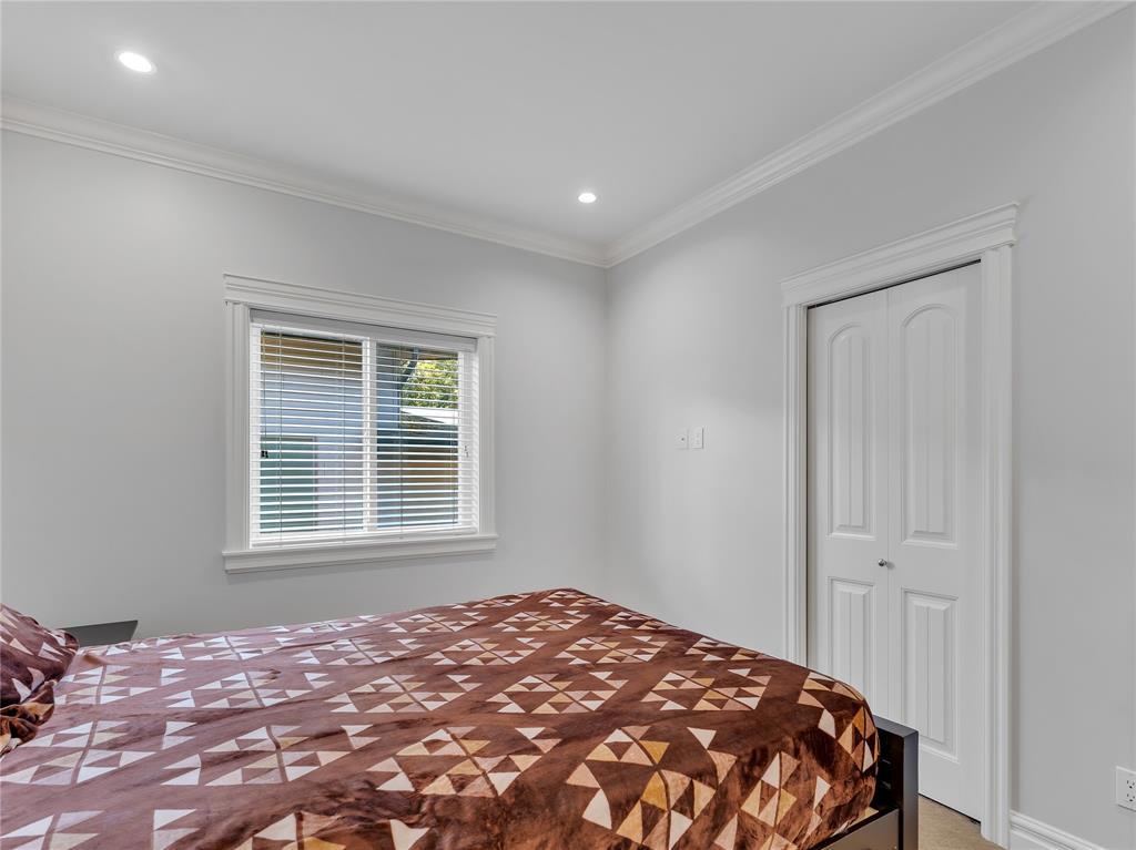 1809 Mamquam Road