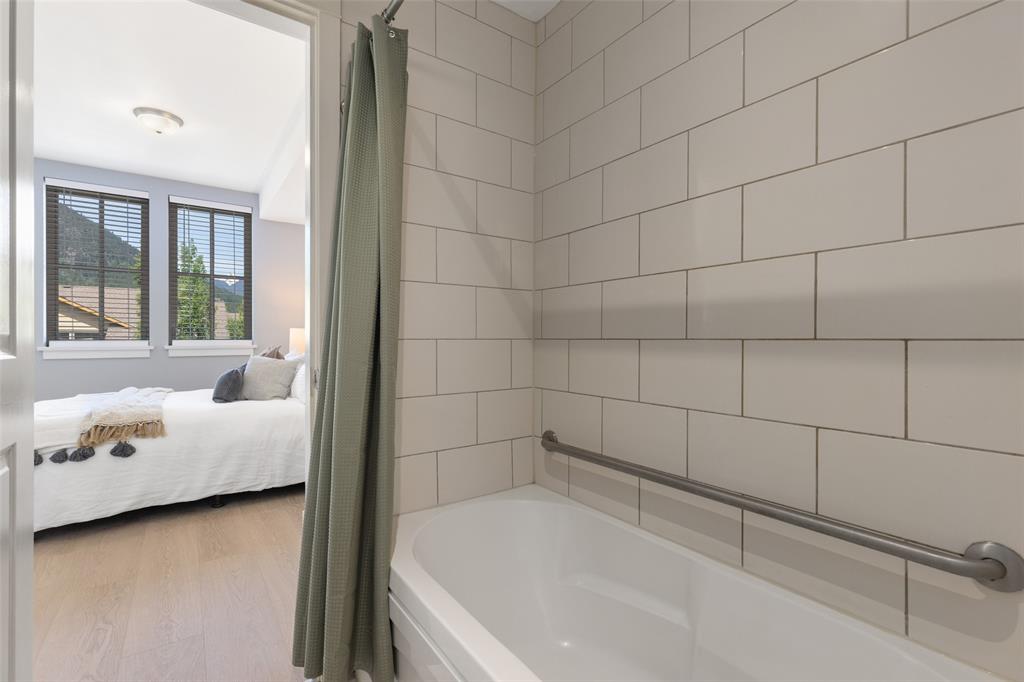 #302 – 7330 Arbutus Street
