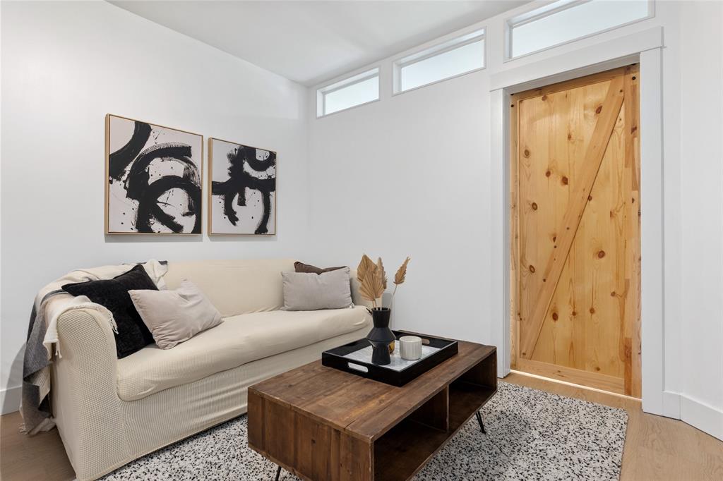 #302 – 7330 Arbutus Street