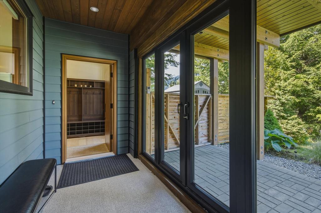 1205 Mount Fee Road