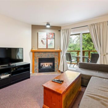 #112 – 4388 Northlands Boulevard