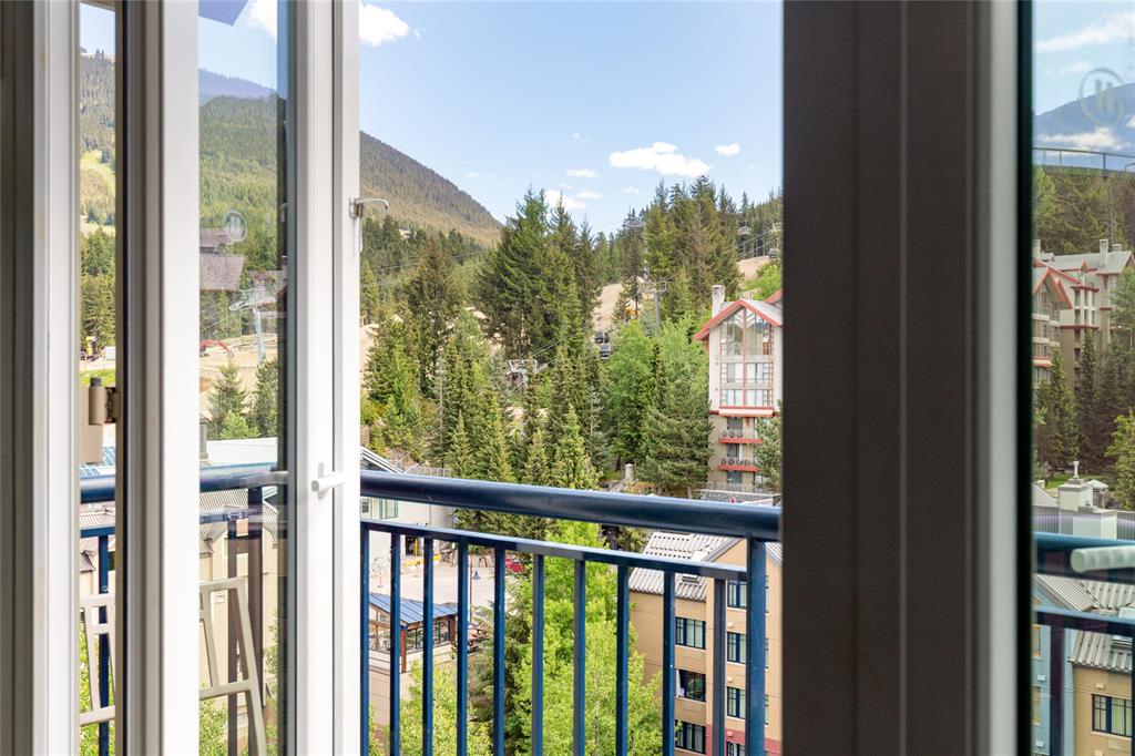 #808 – 4050 Whistler Way