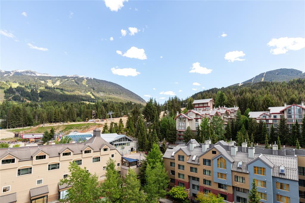 #808 – 4050 Whistler Way