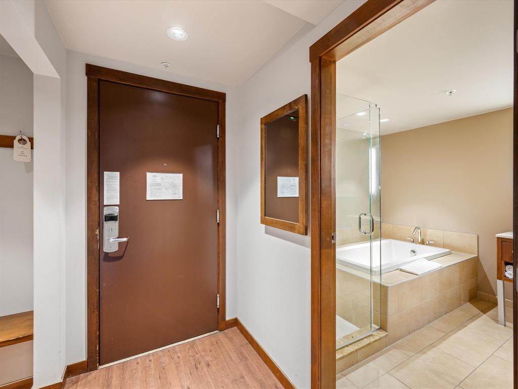 #106A – 2020 London Lane