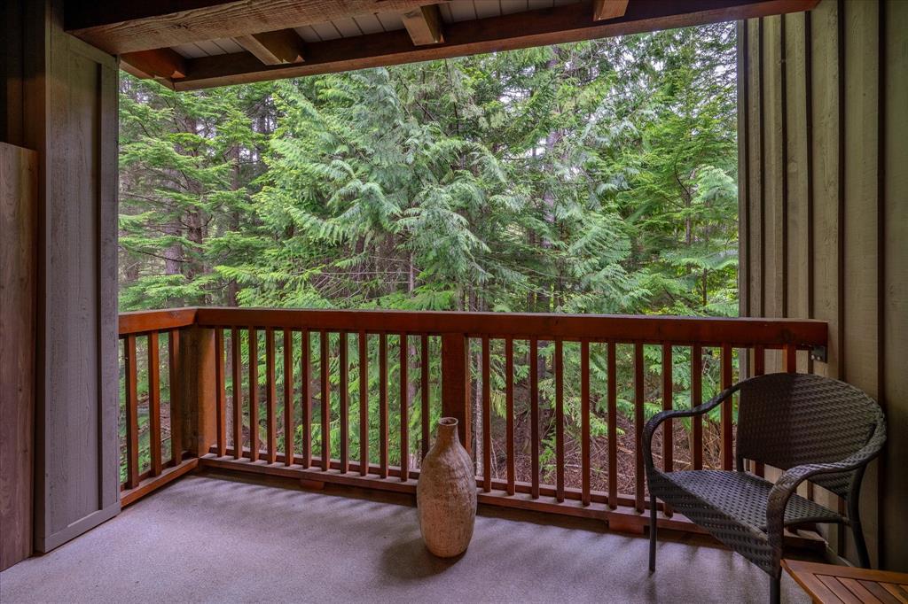 #325 – 4660 Blackcomb Way