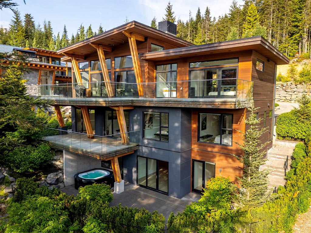 2909 Kadenwood Drive