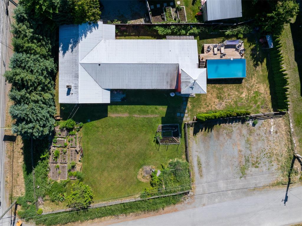 7596 Taylor Road