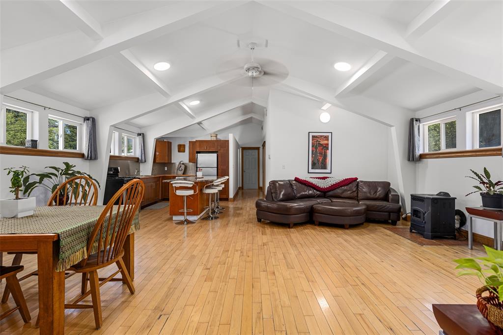 7596 Taylor Road