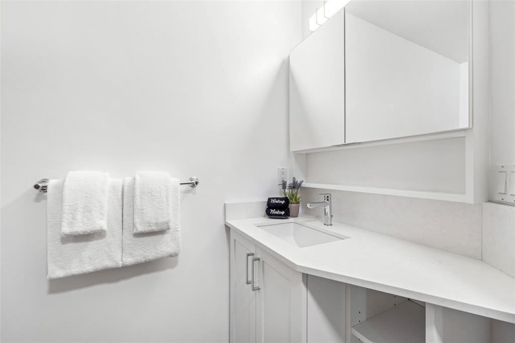#54 – 4335 Northlands Boulevard