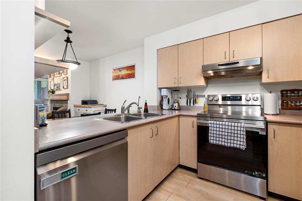 #39 – 7410 Flint Street