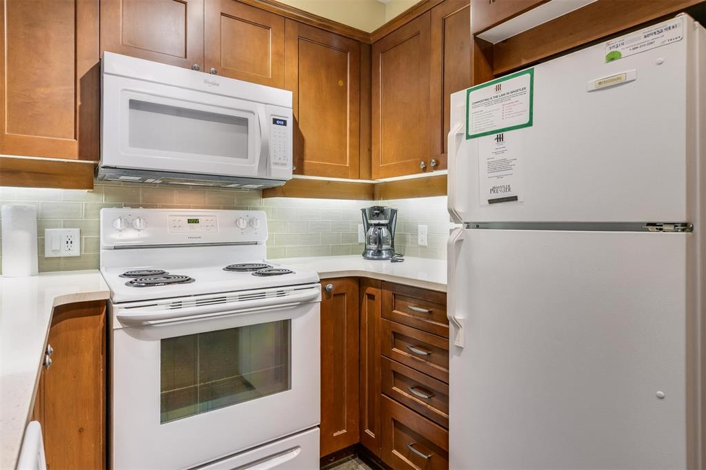 #214G1 – 4653 Blackcomb Way