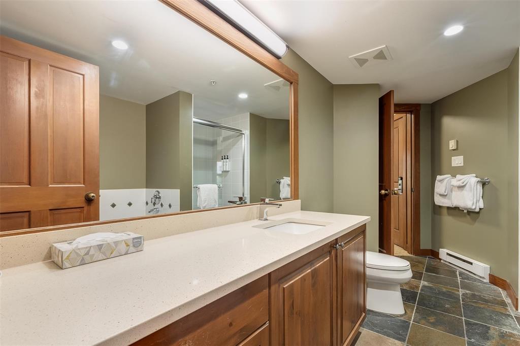 #214G1 – 4653 Blackcomb Way