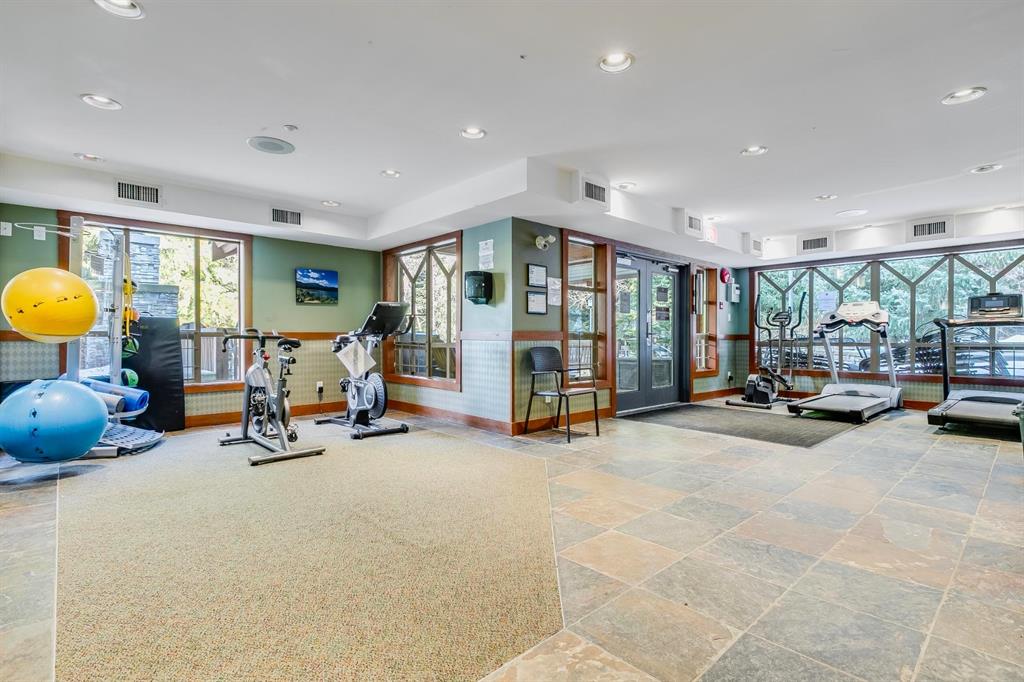 #214G1 – 4653 Blackcomb Way