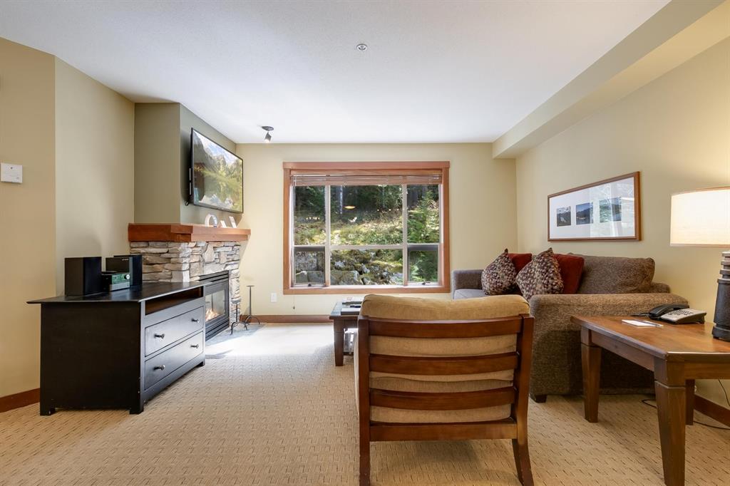 #214G1 – 4653 Blackcomb Way