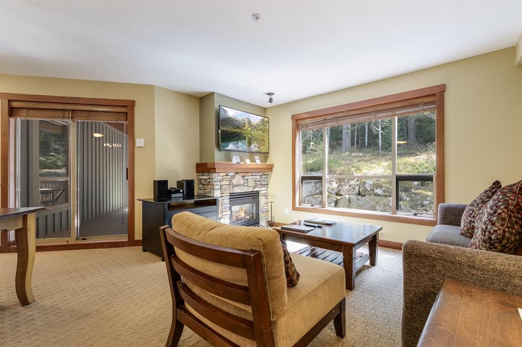 #214G1 – 4653 Blackcomb Way