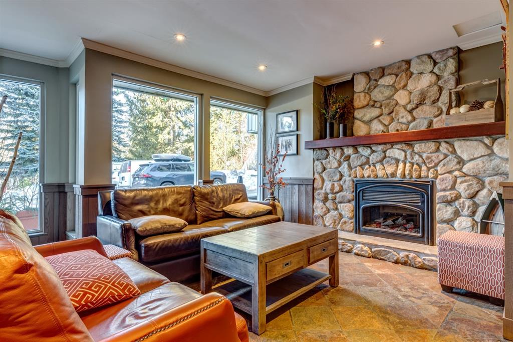 #207 – 4749 Spearhead Drive