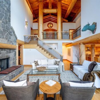 3826 Sunridge Drive