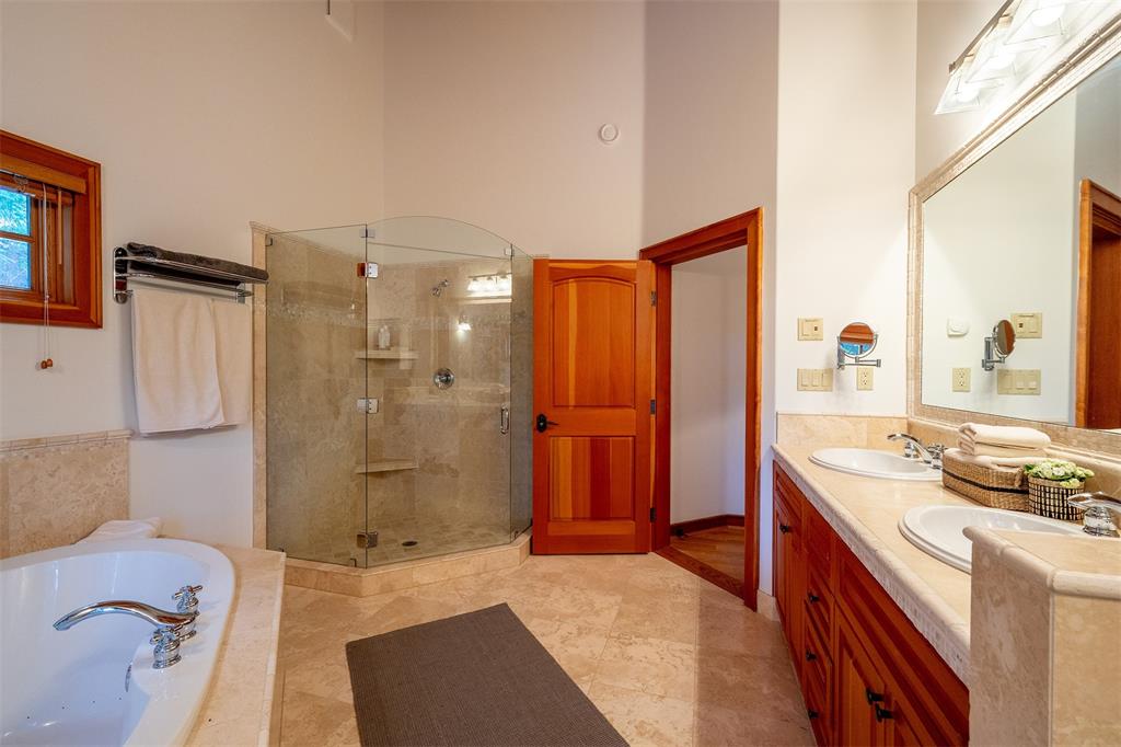 3826 Sunridge Drive