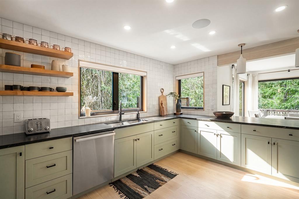 2524 Whistler Road