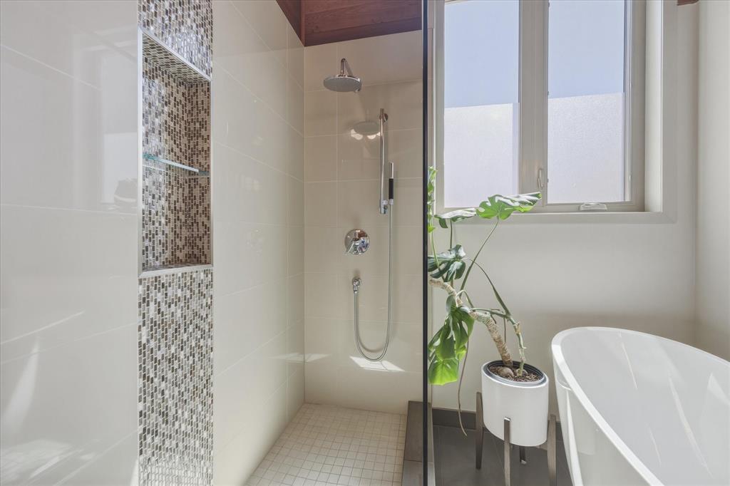 #205 – 6117 Eagle Drive