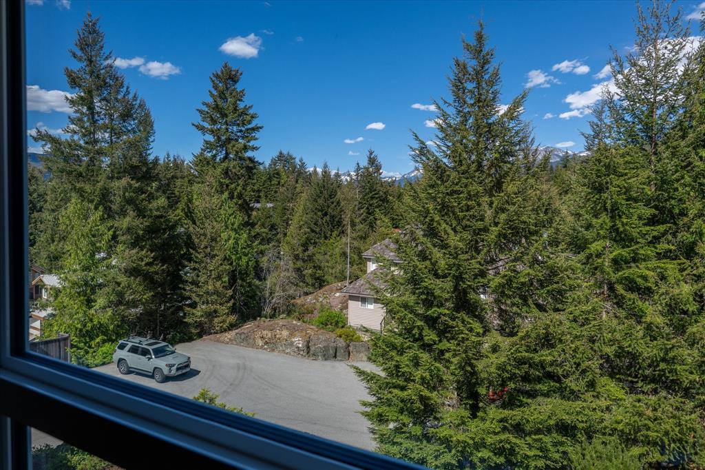 #4 – 2100 Eva Lake Road