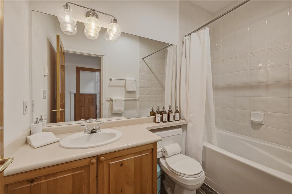 #308 – 4405 Blackcomb Way