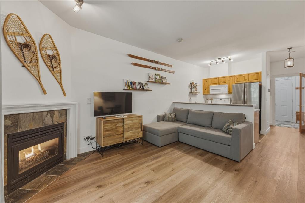 #308 – 4405 Blackcomb Way