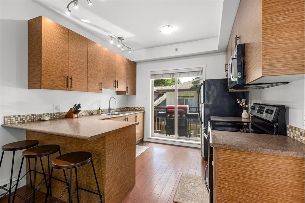 #7 – 7450 Propsect Street
