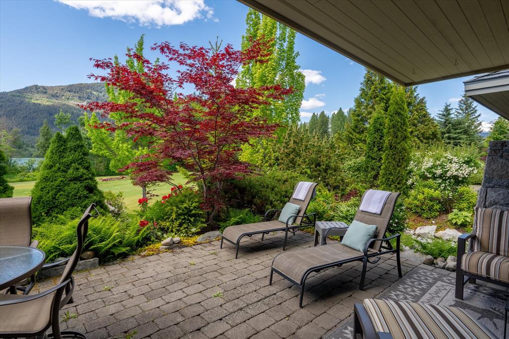 8323 Glen Abbey Lane