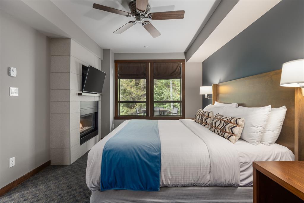 #303 – 2020 London Lane