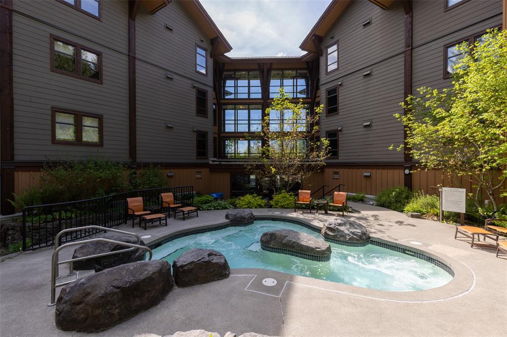 #303 – 2020 London Lane
