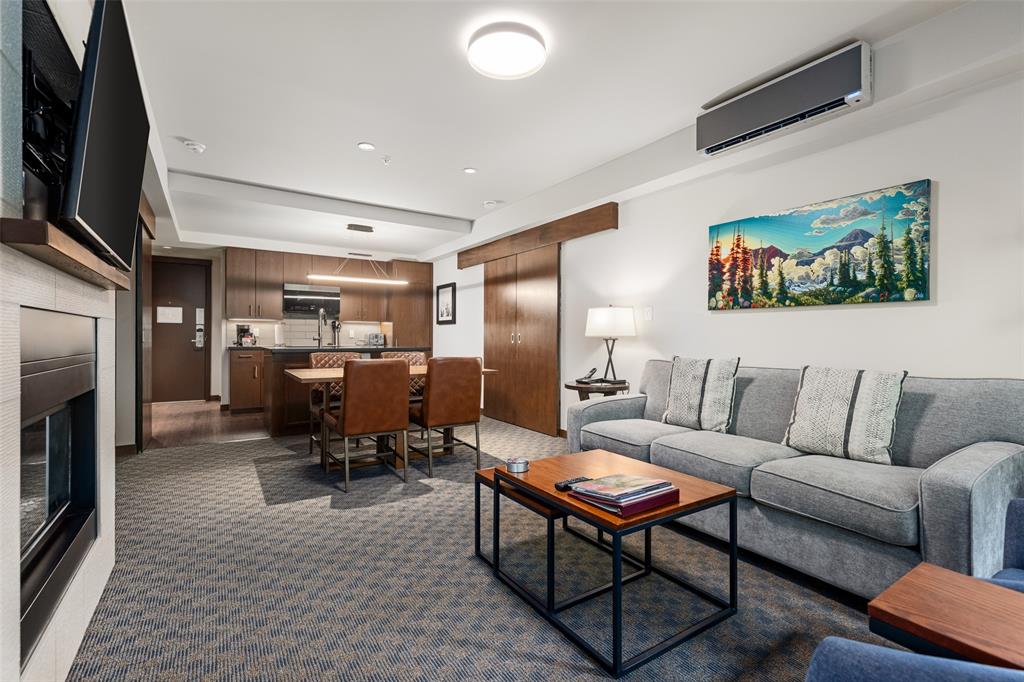 #303 – 2020 London Lane