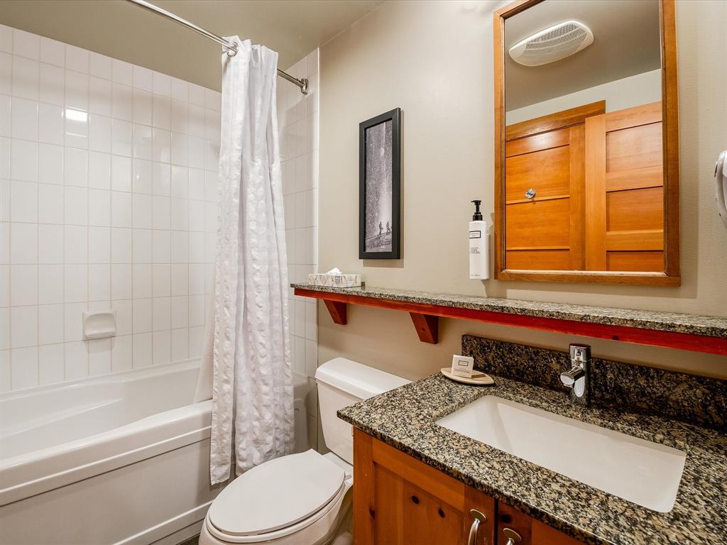 #212 – 2036 London Lane