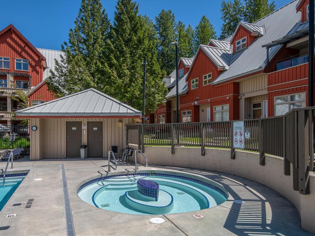 #217 – 2050 Lake Placid Road