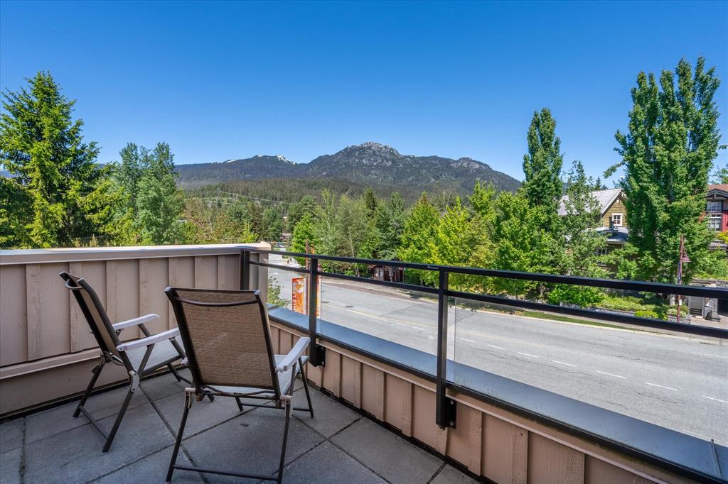 #217 – 2050 Lake Placid Road