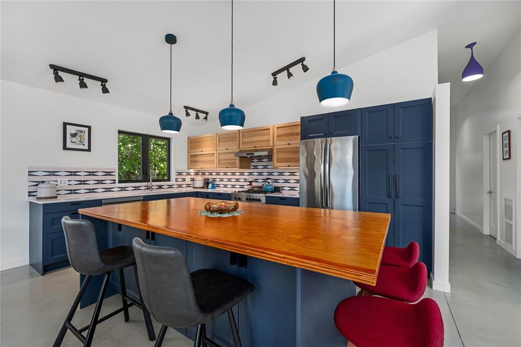 1715 Wishbone Court