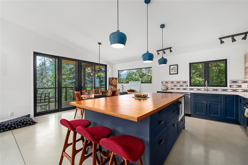 1715 Wishbone Court