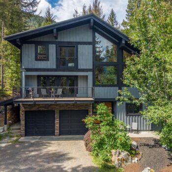 8633 Forest Ridge Drive
